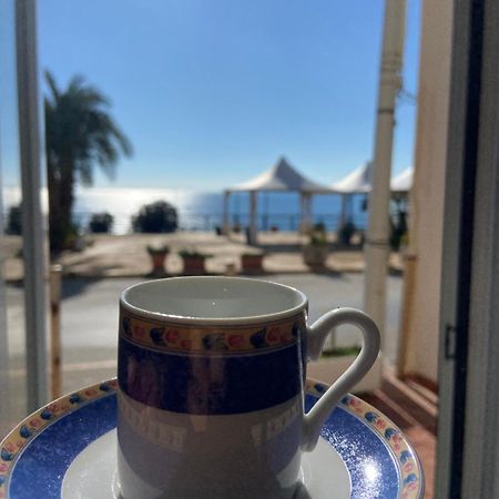 Casa Plumeria Маринелла Экстерьер фото